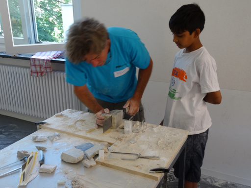 Kleine Bildhauerin/Kleiner Bildhauer