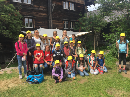 Mädchenpower auf der Alp