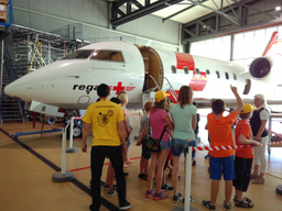 Rega - im Hangar