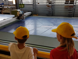 Abfall und was daraus entstehen kann: Besuch bei FREITAG lab. ag 