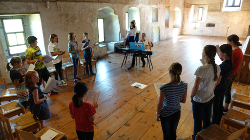 Komponieren und singen im Ritterhaus