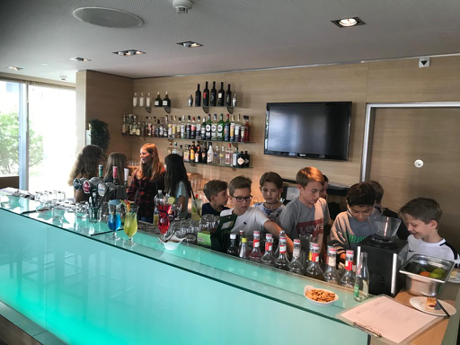 Kids-Barmixkurs
    