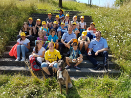 Gruppenbild - Besuch bei der Polizei